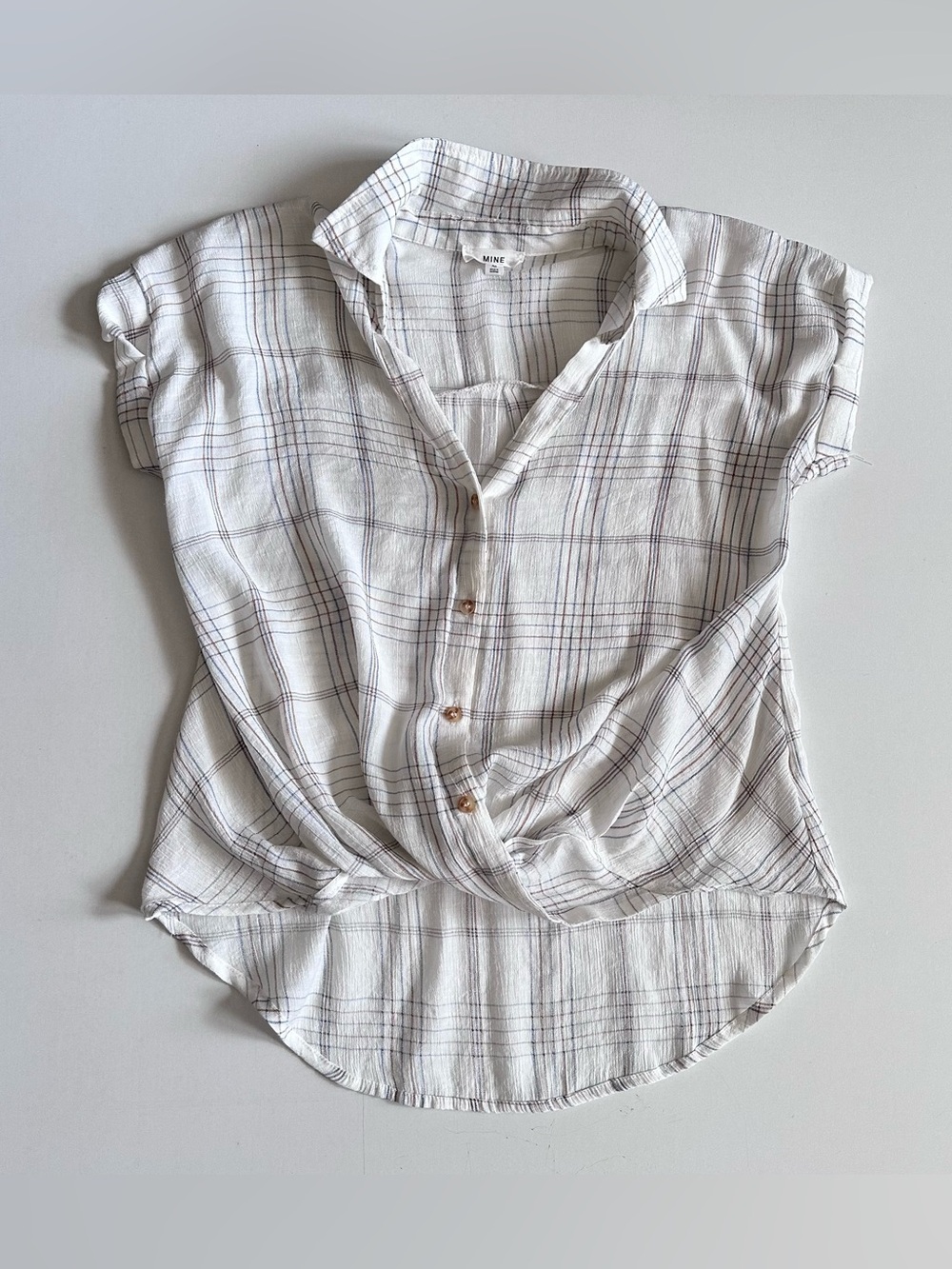 Maurice’s Button Shirt Front Tie Knot Plaid White Shirt Medium
